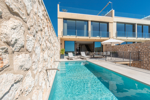 Newly built semi-detached townhouse in Ses Salines