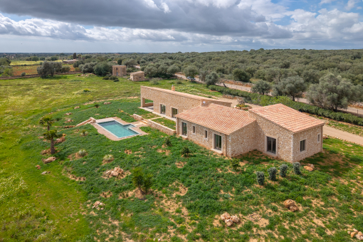 House with plenty of privacy