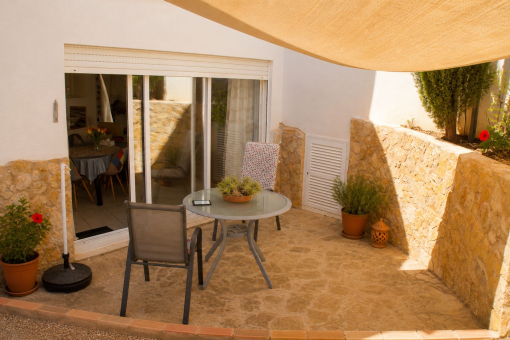 Second terrace to the kitchen