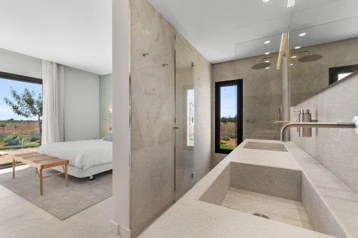 Elegantes Bad en suite mit Dusche