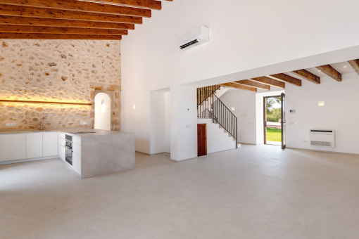 Salón-comedor de concepto abierto
