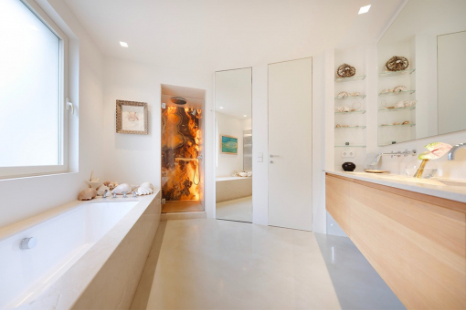 Modern bathroom