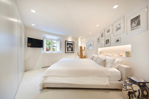 One of the 3 bedrooms