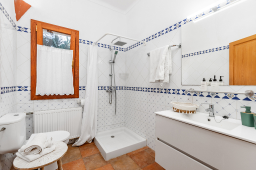 Baño con ducha