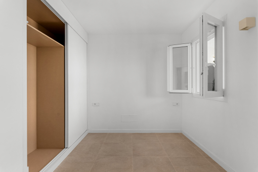 Further bedroom