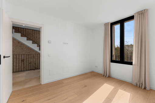 Further bedroom