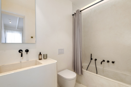 Further bathroom