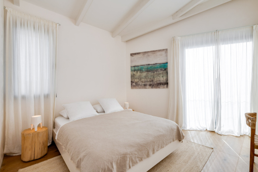Further bedroom