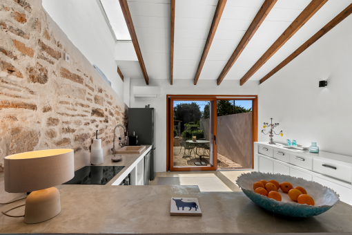 Bright, Open-Plan Kitchen