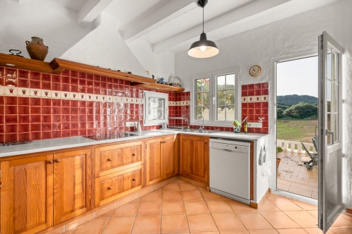 Beautifuly country house kitchen with terrace access