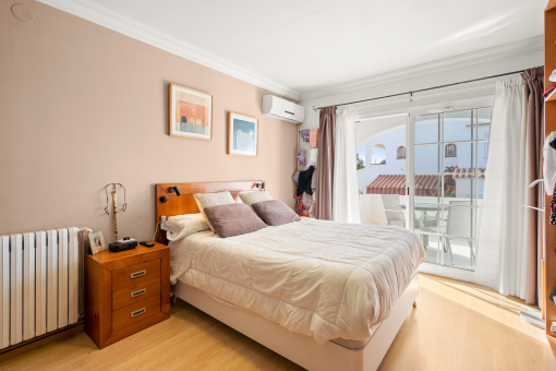 Further bright double bedroom