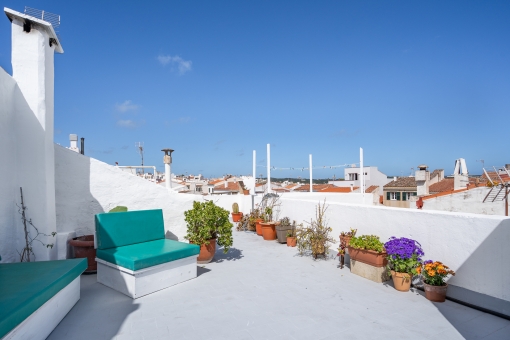 Three-storey townhouse with roof terrace in the centre of Mahón