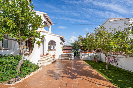 Gran chalet con varias terrazas y piscina en zona trqnuial en Son Vilar cerca de Mahon