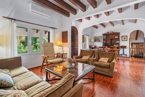 Living and dining area