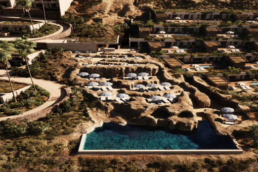 Uno de 2 piscinas comunitarias