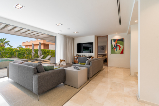 Living and dining area