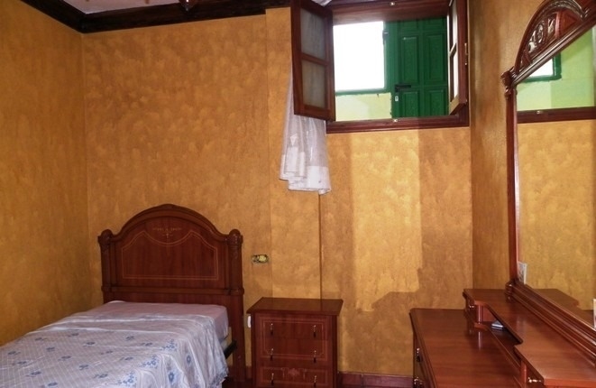 The second bedroom 