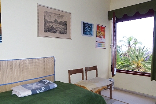 The second bedroom in front of the Park and the Atlantic Ocean