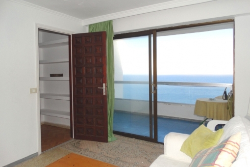 The exquisite third bedroom with sea views right from the bed