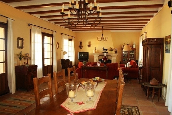 The pleasant living and dining-room