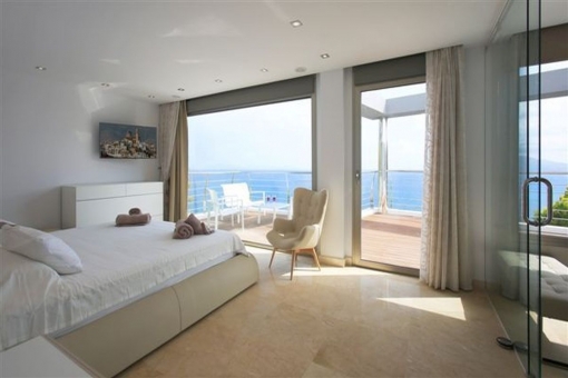 Bedroom with stunning views